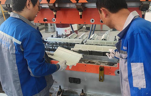 模壓仿古樹脂瓦需要多大噸位液壓機(jī)？