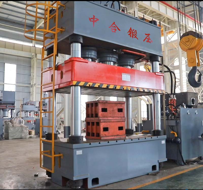 1500噸三梁四柱液壓機的參數(shù)、價格(圖2)